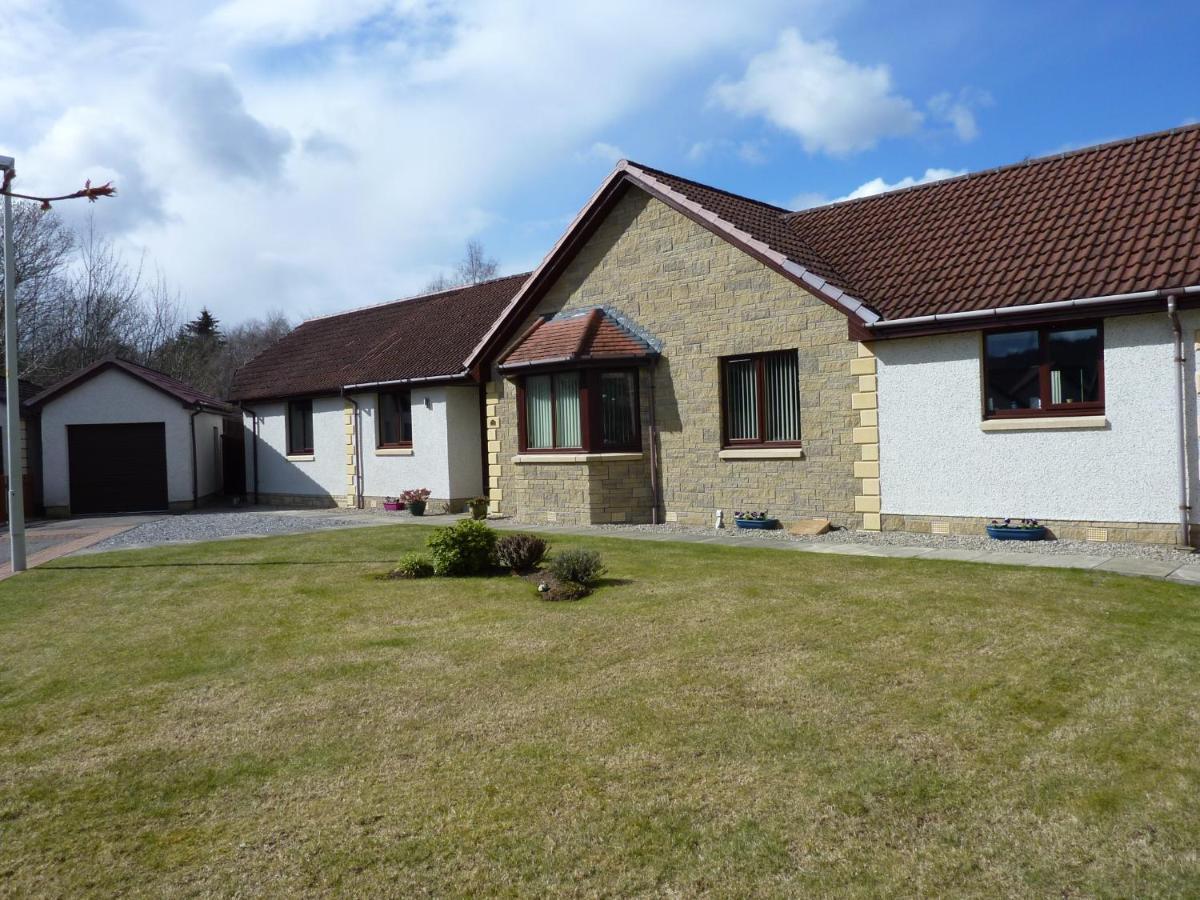 Inverness. Private Double Room With En Suite. Room Only. Екстериор снимка