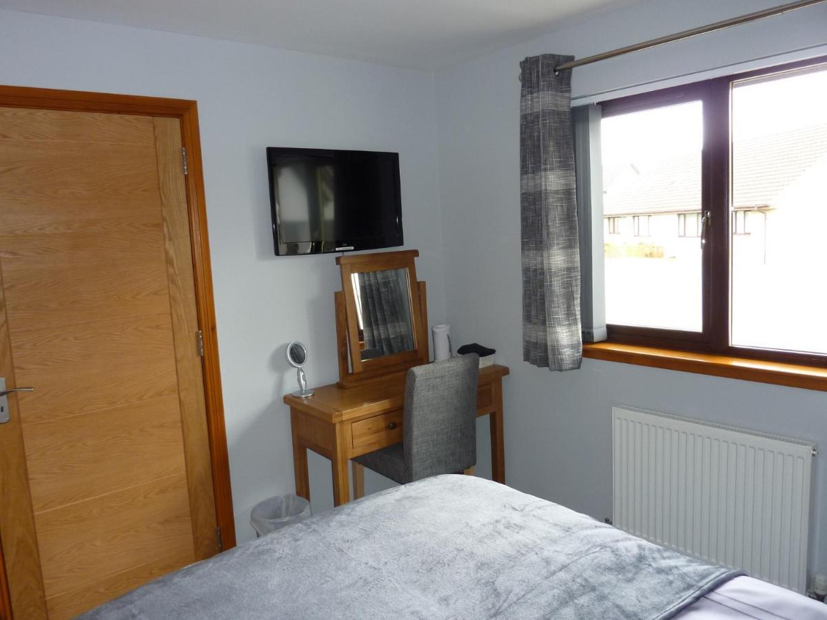 Inverness. Private Double Room With En Suite. Room Only. Екстериор снимка